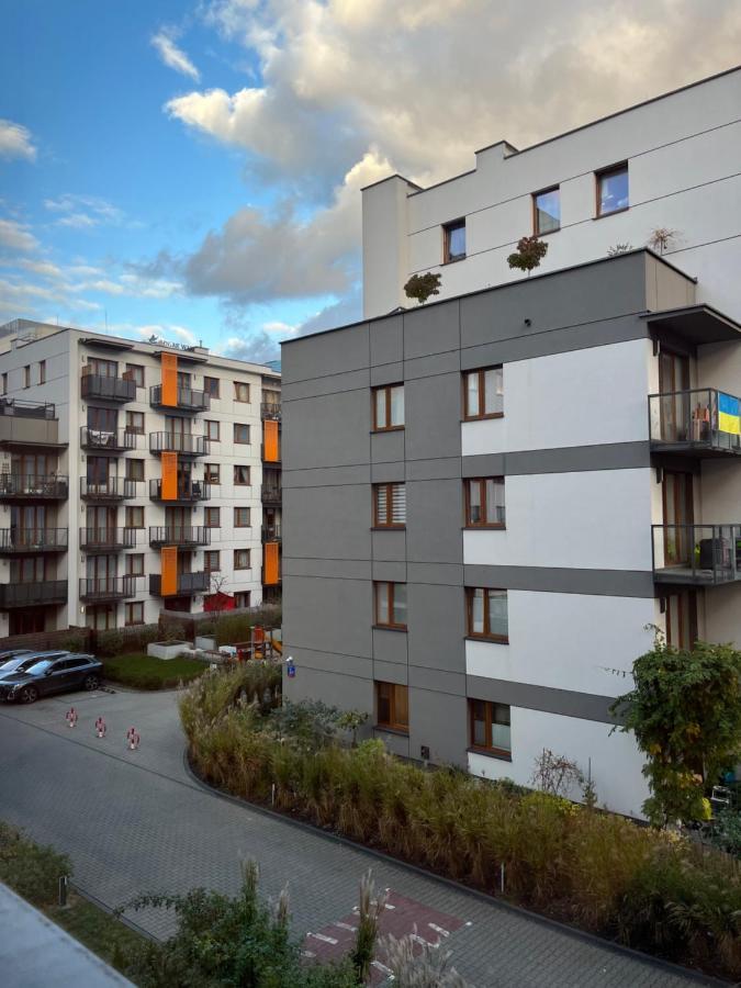 Cybernetyki2 Street Inn Near Airport Varşova Dış mekan fotoğraf